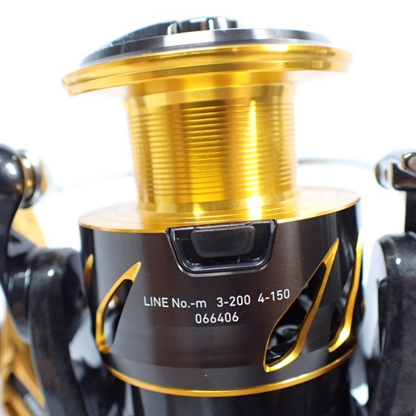 １９ラグザス３０００ＨーＬＢＤ
